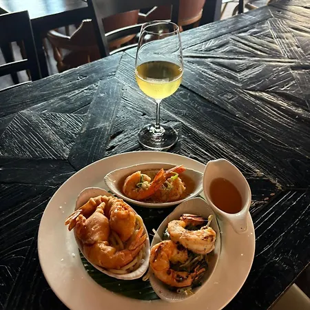 Provence アパート